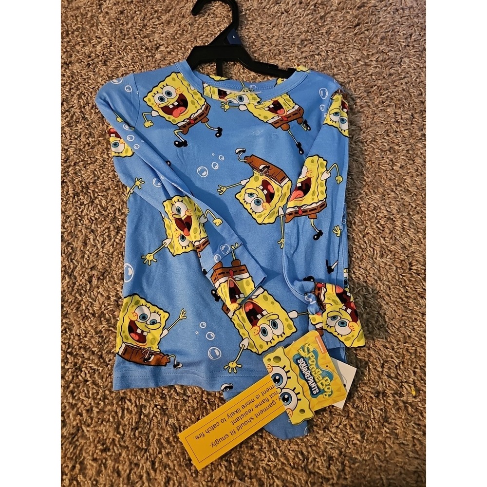 Boys  SpongeBob  sleepwear  Size  4  Long Sleeve And Bottoms New With tags !
